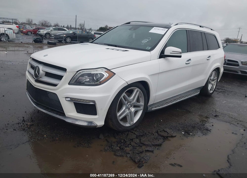 2014 MERCEDES-BENZ GL 550 VIN: 4JGDF7DEXEA328392