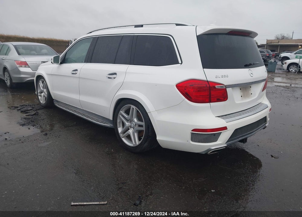 2014 MERCEDES-BENZ GL 550 VIN: 4JGDF7DEXEA328392