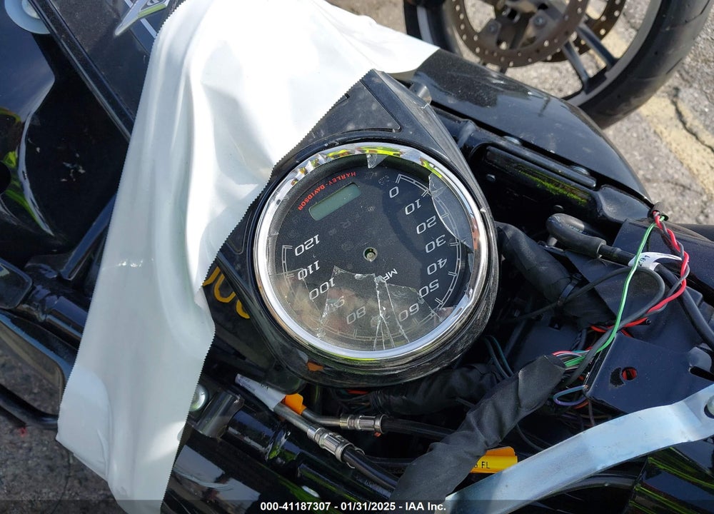 2023 HARLEY-DAVIDSON FLHRXS VIN: 1HD1KVP21PB676568
