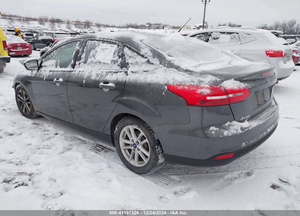 2016 FORD FOCUS SE VIN: 1FADP3F29GL384947