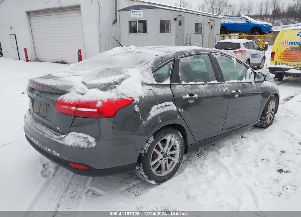 2016 FORD FOCUS SE VIN: 1FADP3F29GL384947
