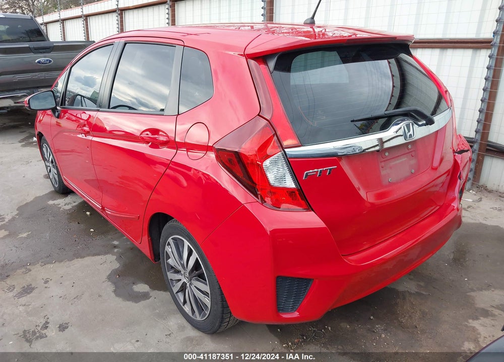 2015 HONDA FIT VIN: 3HGGK5H85FM733474