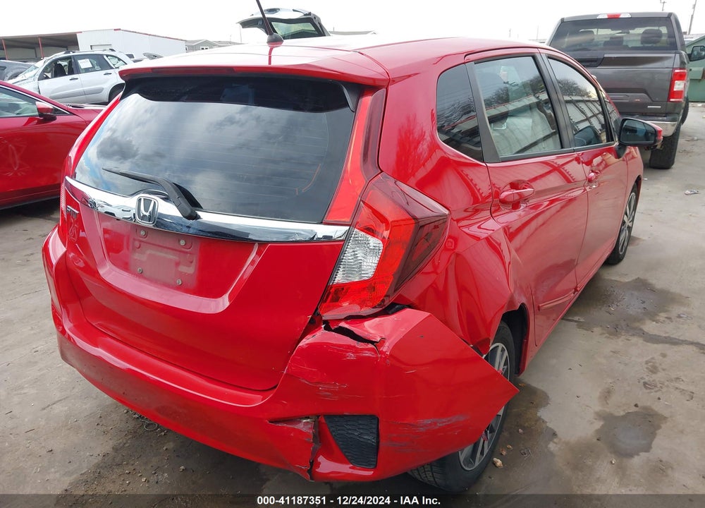 2015 HONDA FIT VIN: 3HGGK5H85FM733474
