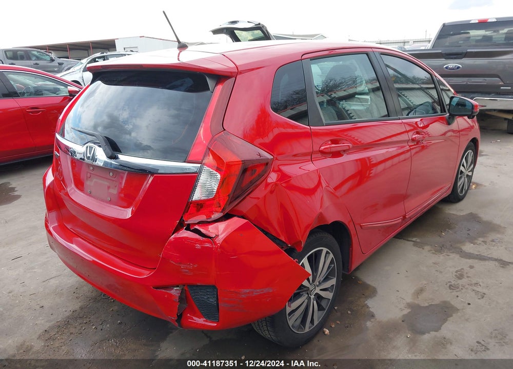 2015 HONDA FIT VIN: 3HGGK5H85FM733474