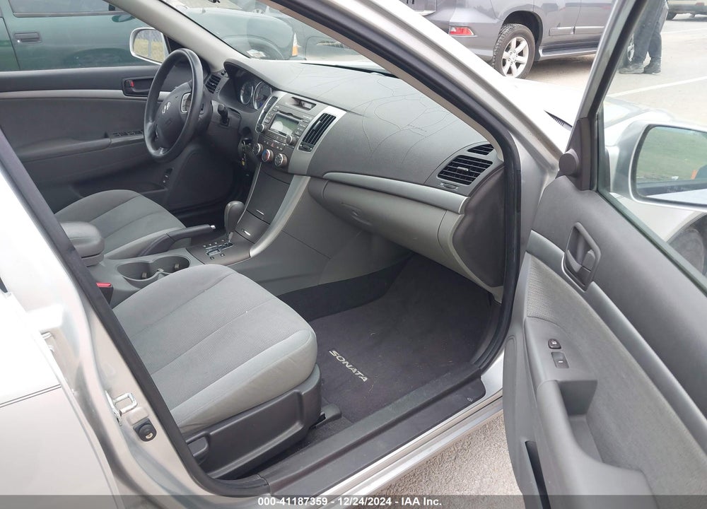 2009 HYUNDAI SONATA GLS VIN: 5NPET46C29H447869