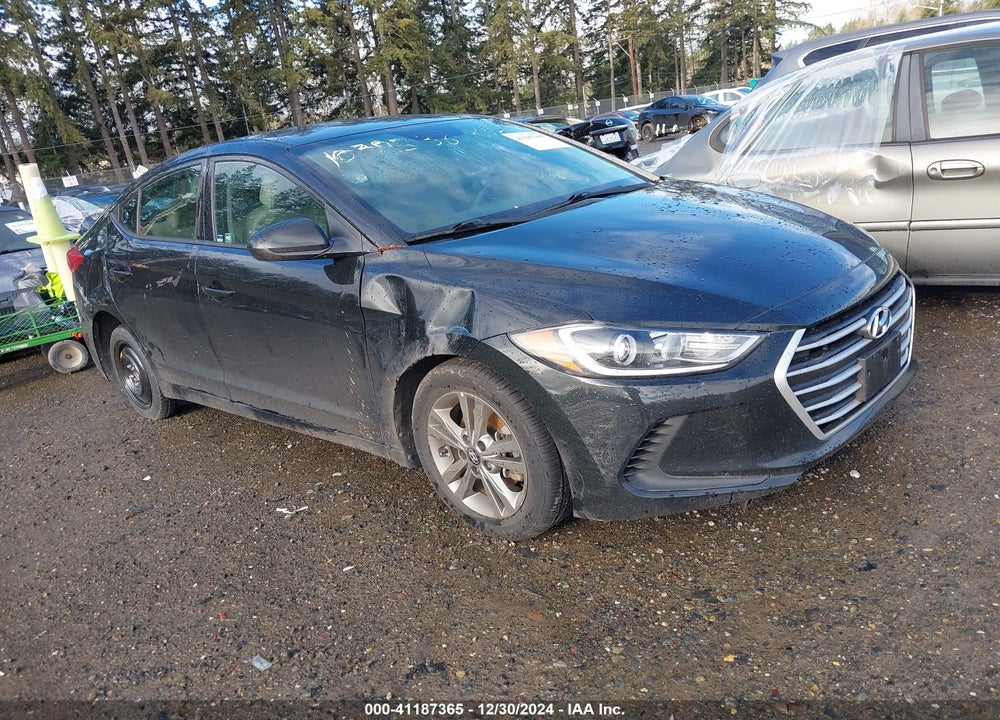 2018 HYUNDAI ELANTRA SEL VIN: 5NPD84LF0JH322174