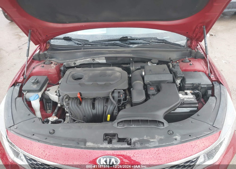 2018 KIA OPTIMA VIN: 5XXGT4L31JG190555