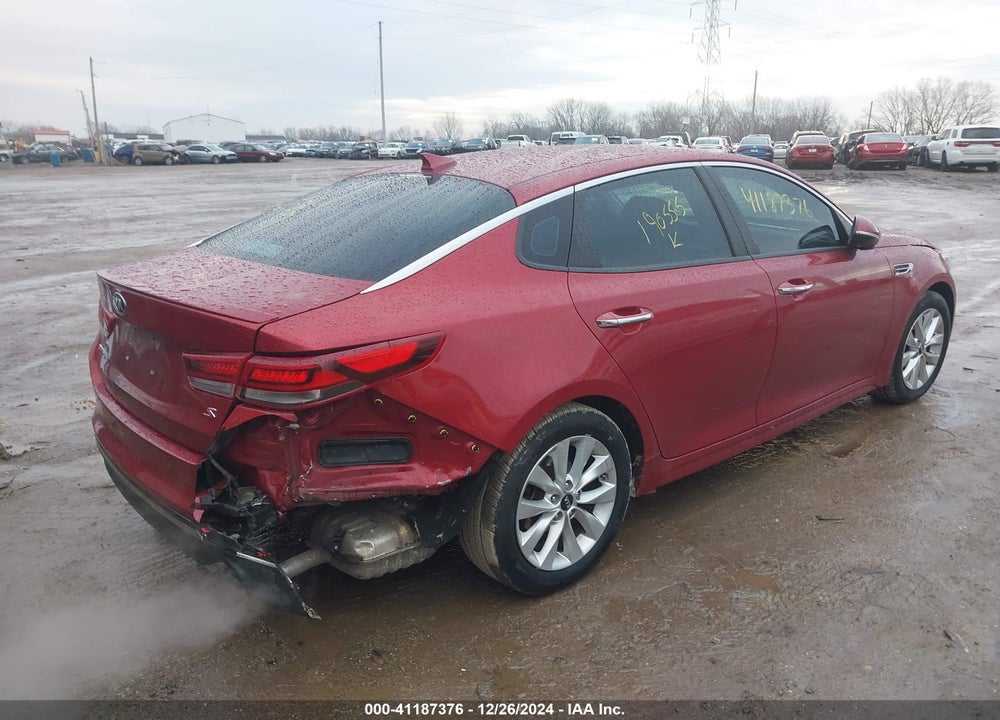 2018 KIA OPTIMA VIN: 5XXGT4L31JG190555