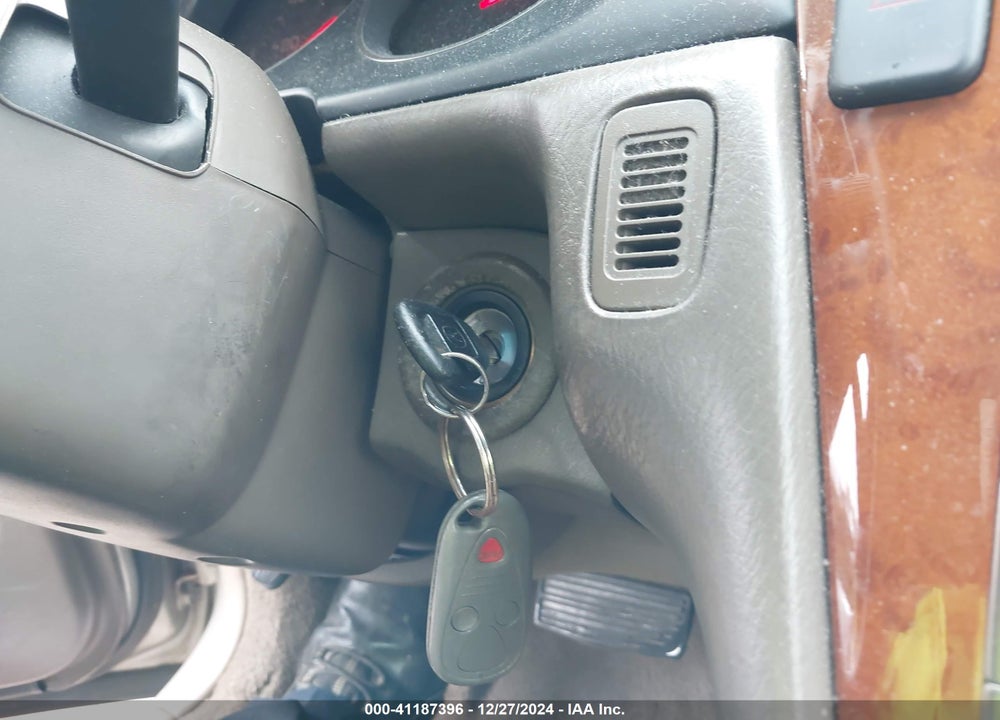 2004 ACURA RL 3.5 VIN: JH4KA96634C006657