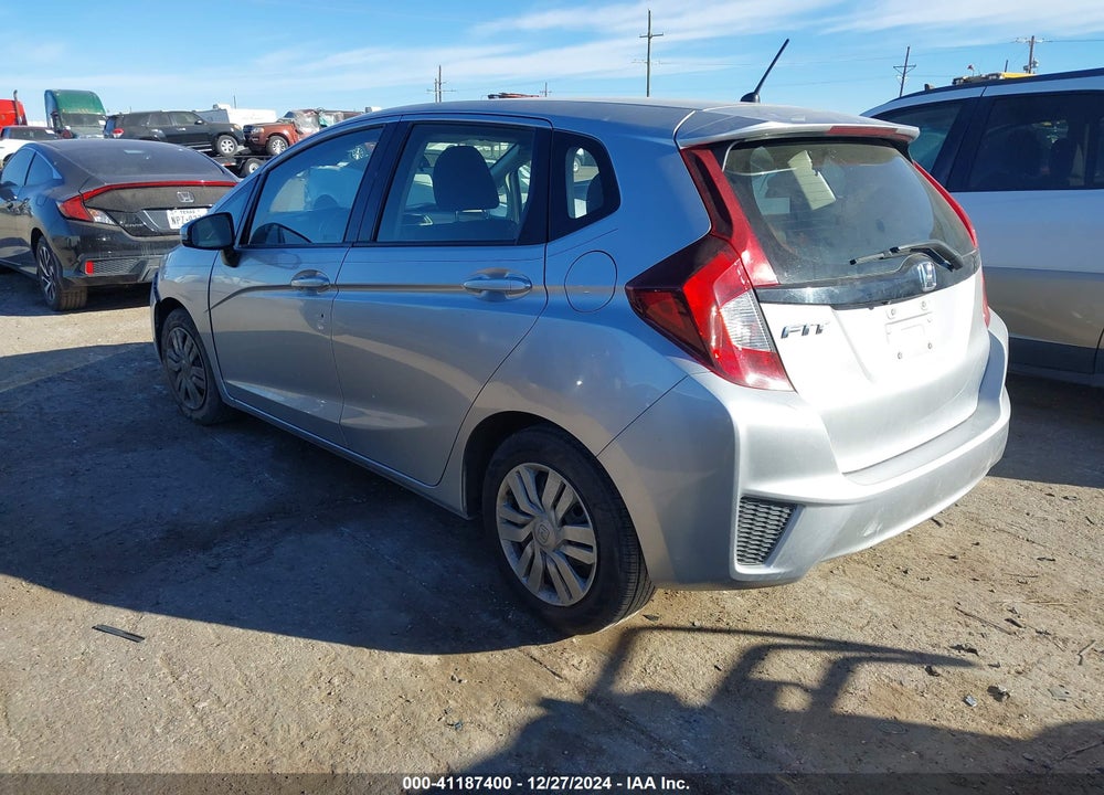 2016 HONDA FIT VIN: JHMGK5H59GS010450