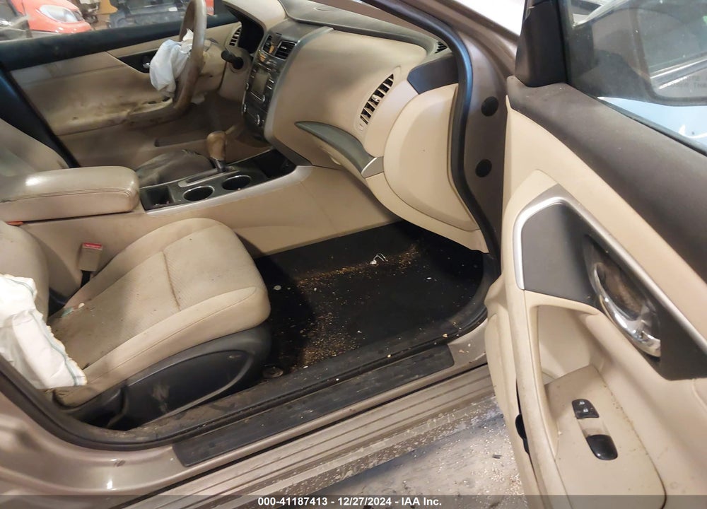 2015 NISSAN ALTIMA VIN: 1N4AL3AP8FN883128