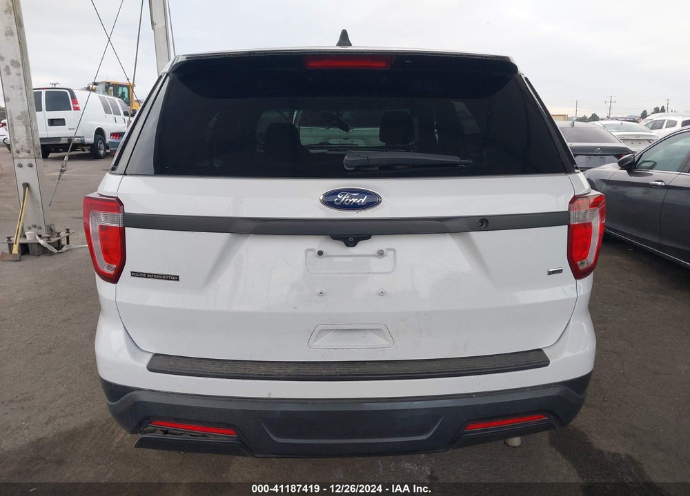 2018 FORD POLICE INTERCEPTOR VIN: 1FM5K8AR2JGA83933