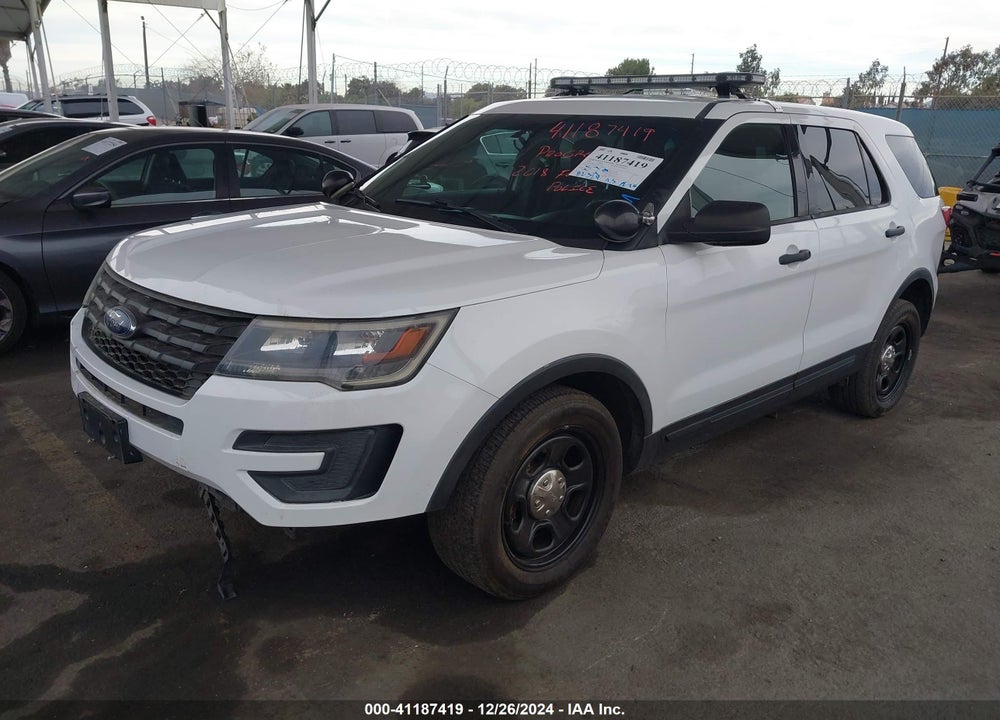 2018 FORD POLICE INTERCEPTOR VIN: 1FM5K8AR2JGA83933