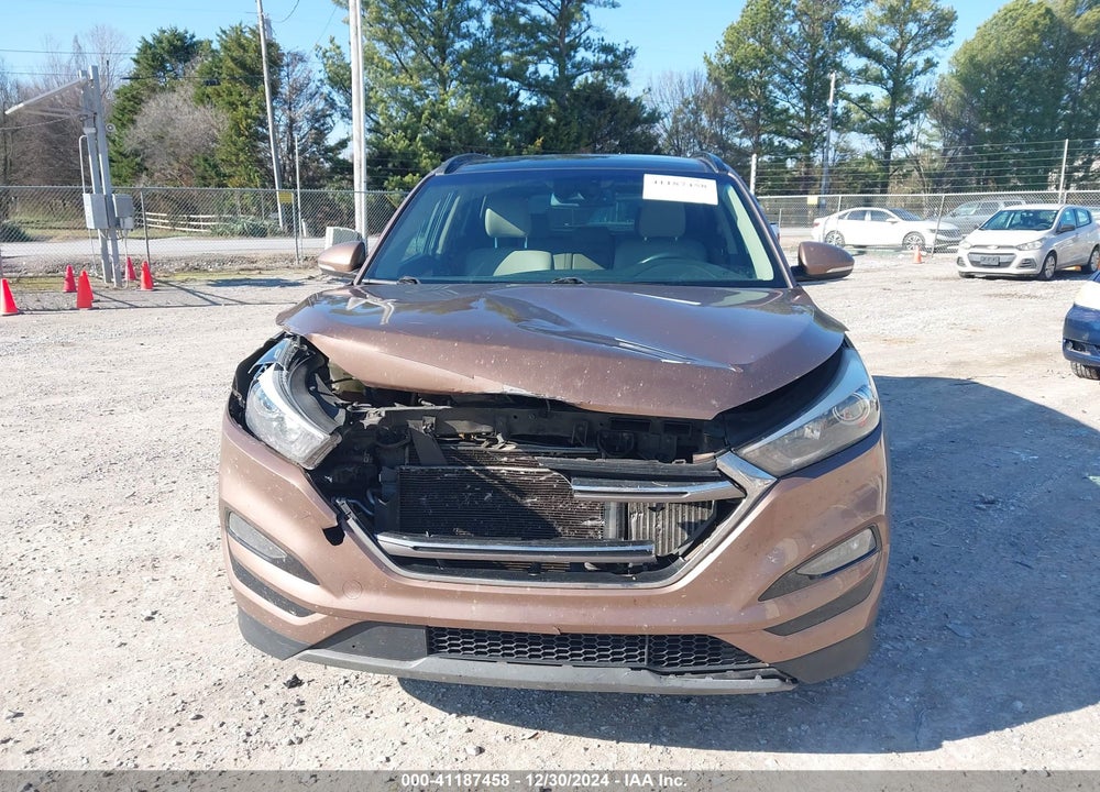 2016 HYUNDAI TUCSON LIMITED VIN: KM8J33A29GU037821