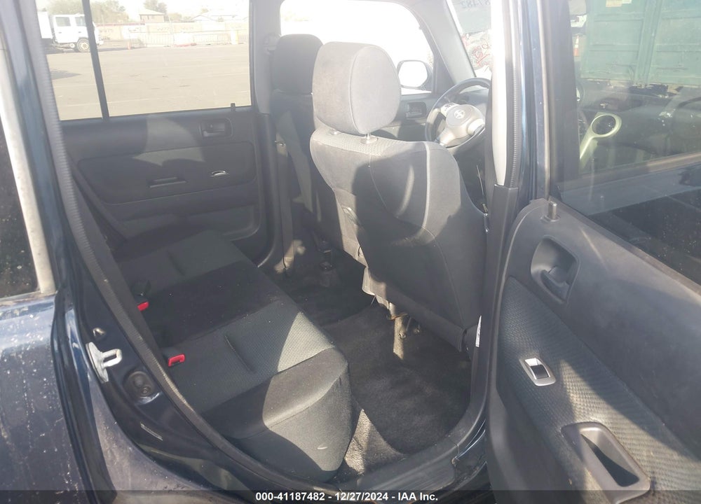 2006 SCION XB VIN: JTLKT324X64092600