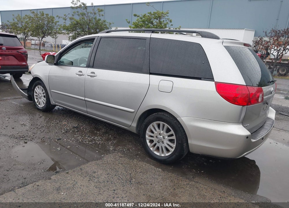 2007 TOYOTA SIENNA XLE VIN: 5TDZK22C07S041840