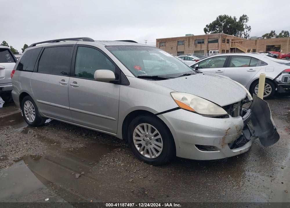2007 TOYOTA SIENNA XLE VIN: 5TDZK22C07S041840