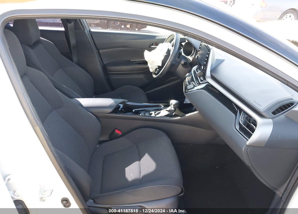 2019 TOYOTA C-HR VIN: NMTKHMBX8KR087051