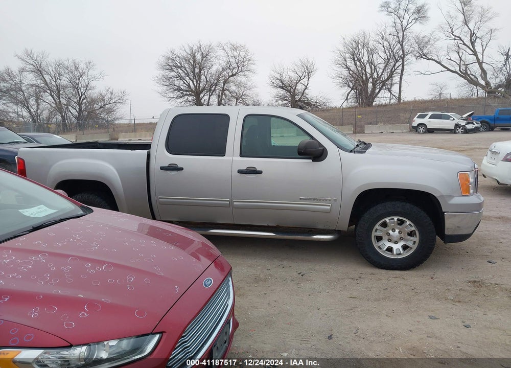 2008 GMC SIERRA 1500 VIN: 2GTEK13M181213253