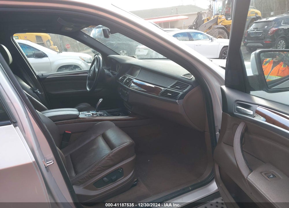 2008 BMW X5 4.8I VIN: 5UXFE83508L165184