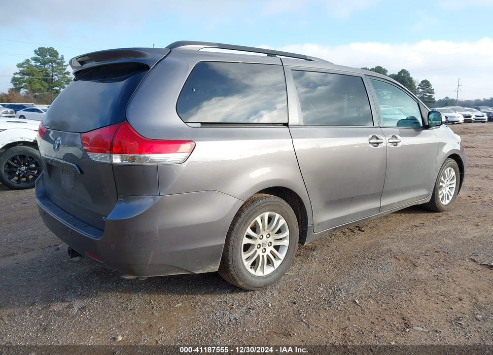 2014 TOYOTA SIENNA XLE LIMITED VIN: 5TDYK3DC1ES509800