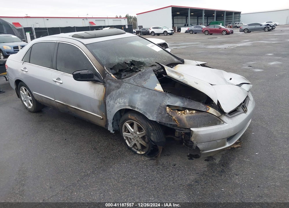 2004 HONDA ACCORD 3.0 EX VIN: 1HGCM66504A029572