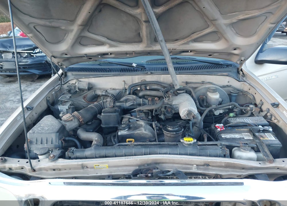 2004 TOYOTA TACOMA VIN: 5TEWM72N04Z333711