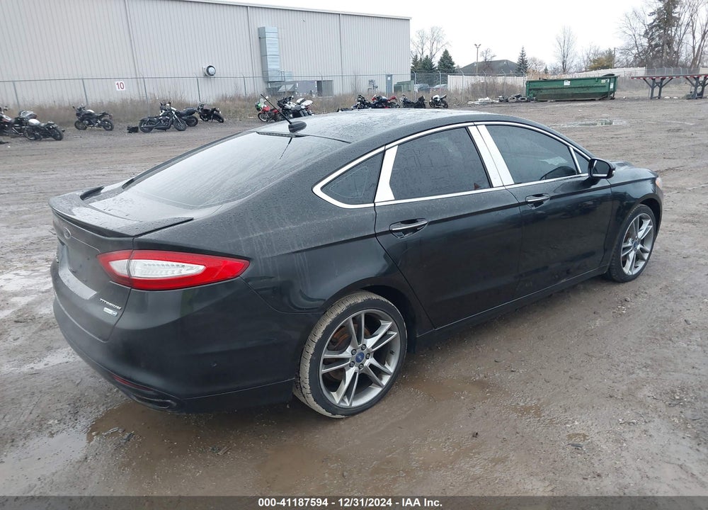 2013 FORD FUSION VIN: 3FA6P0D94DR100631
