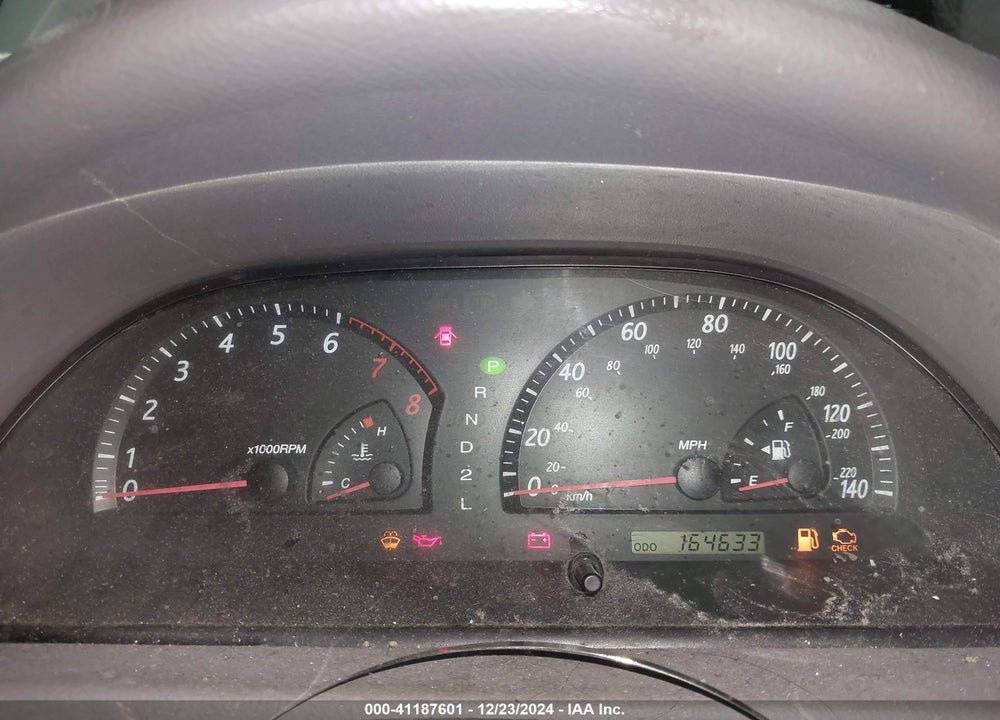 2002 TOYOTA CAMRY LE VIN: 4T1BE32K52U049826