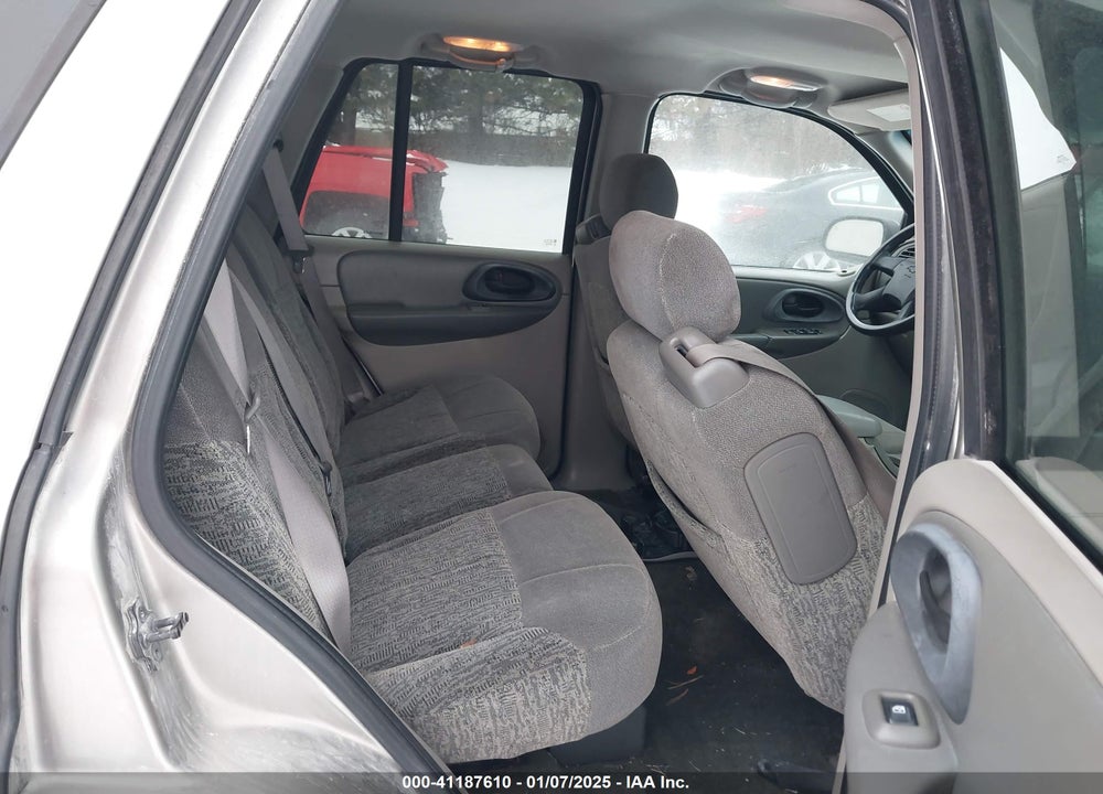 2003 CHEVROLET TRAILBLAZER LS VIN: 1GNDT13S032115953