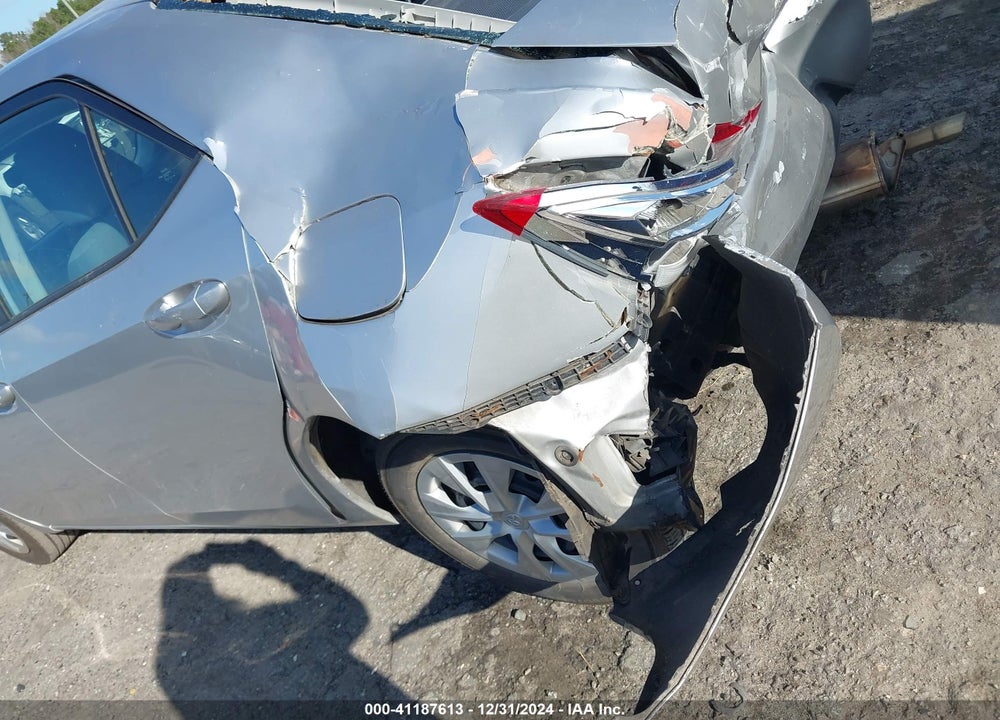 2015 TOYOTA COROLLA L VIN: 5YFBURHE5FP231735