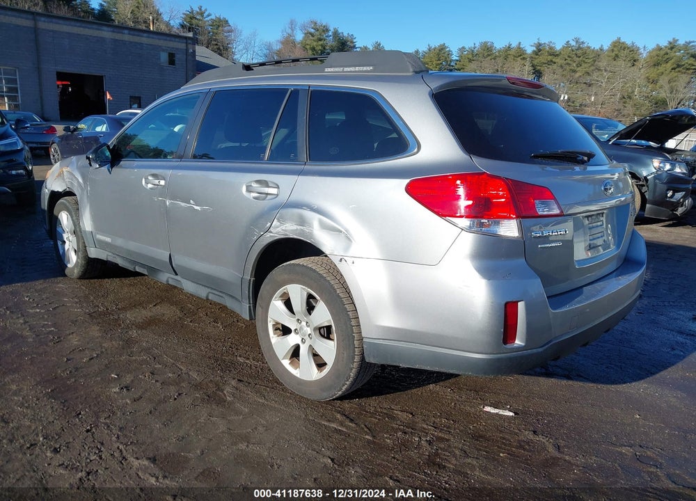 2010 SUBARU OUTBACK 2.5I PREMIUM VIN: 4S4BRBCC8A3350780