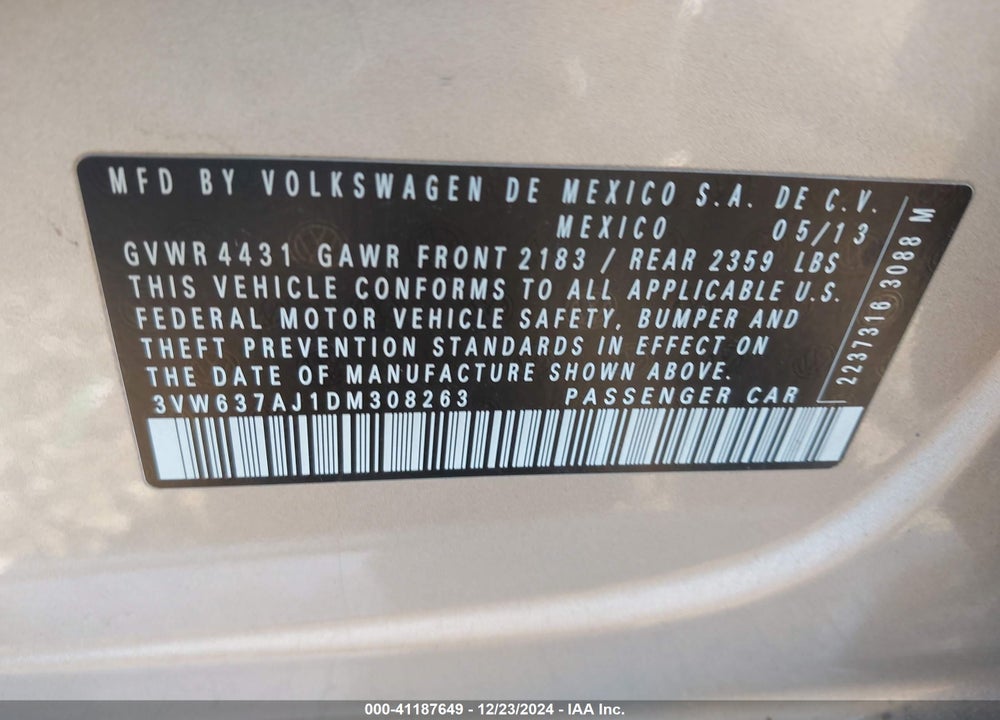 2013 VOLKSWAGEN JETTA HYBRID SE VIN: 3VW637AJ1DM308263