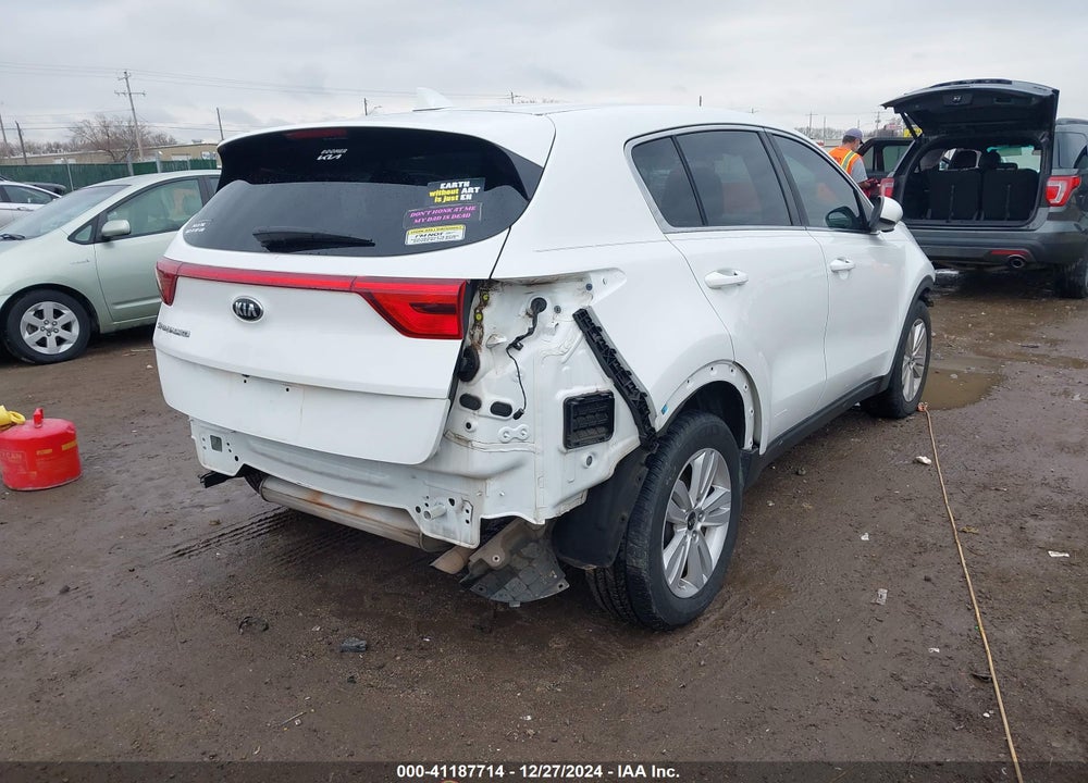 2018 KIA SPORTAGE LX VIN: KNDPM3AC0J7432061