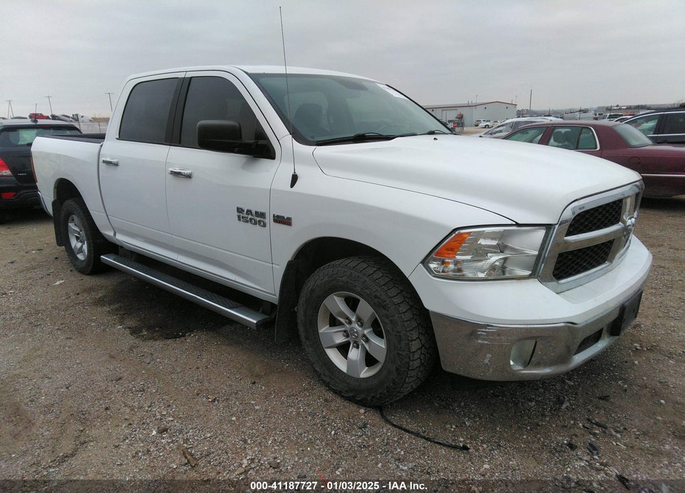 2017 RAM 1500 SLT 4X4 5'7 BOX VIN: 1C6RR7LT6HS676892