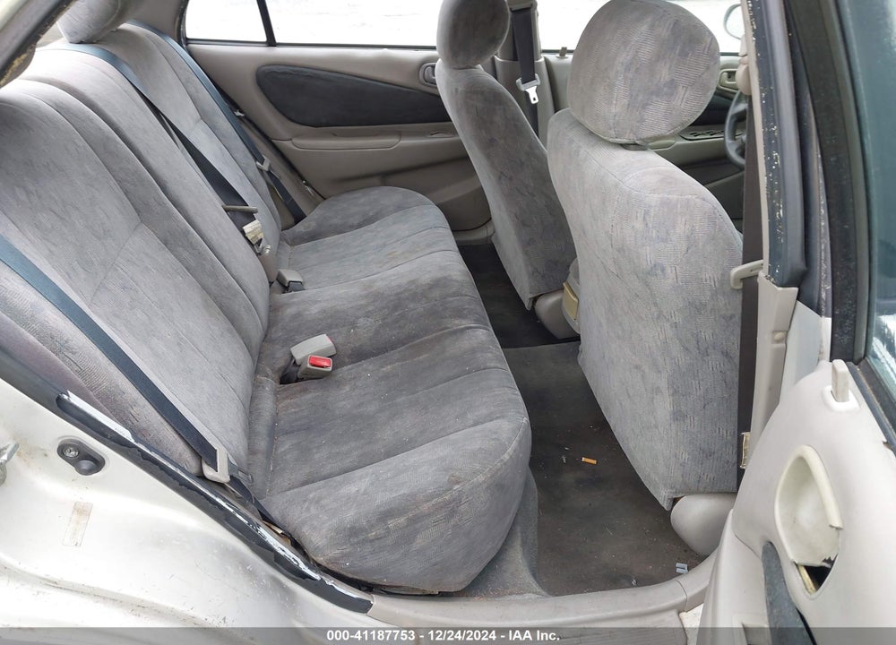 2000 TOYOTA COROLLA LE VIN: 1NXBR12EXYZ332136