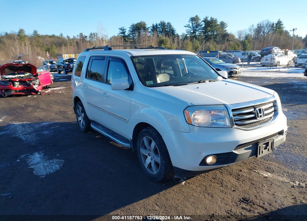 2015 HONDA PILOT TOURING VIN: 5FNYF4H95FB029807