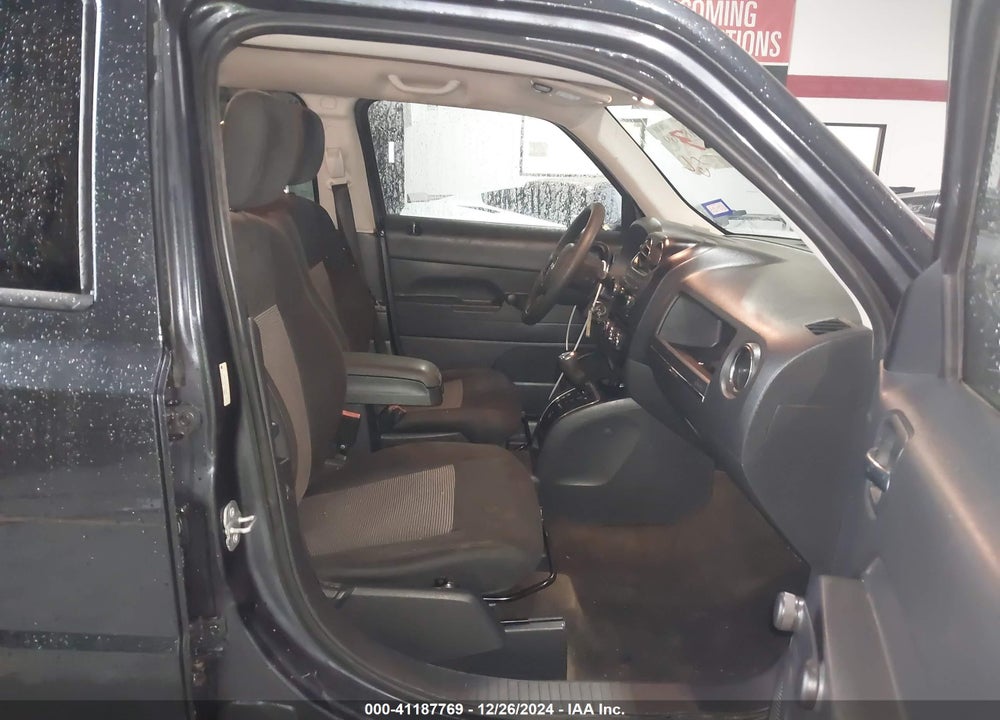 2014 JEEP PATRIOT SPORT VIN: 1C4NJPBA0ED690981