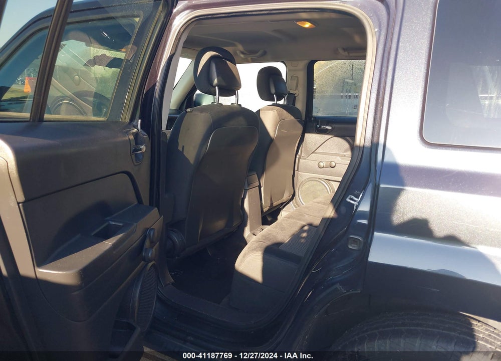 2014 JEEP PATRIOT SPORT VIN: 1C4NJPBA0ED690981