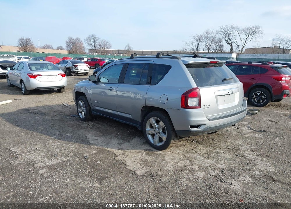 2015 JEEP COMPASS LATITUDE VIN: 1C4NJDEB5FD258536