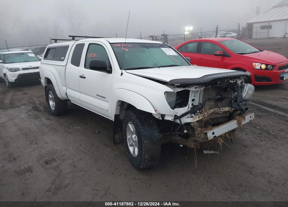 2011 TOYOTA TACOMA ACCESS CAB VIN: 5TFUU4EN8BX019682
