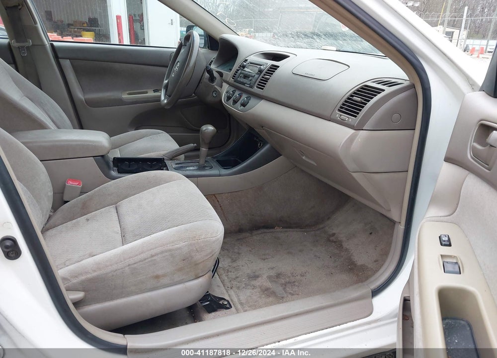 2004 TOYOTA CAMRY LE VIN: 4T1BE32K24U379233