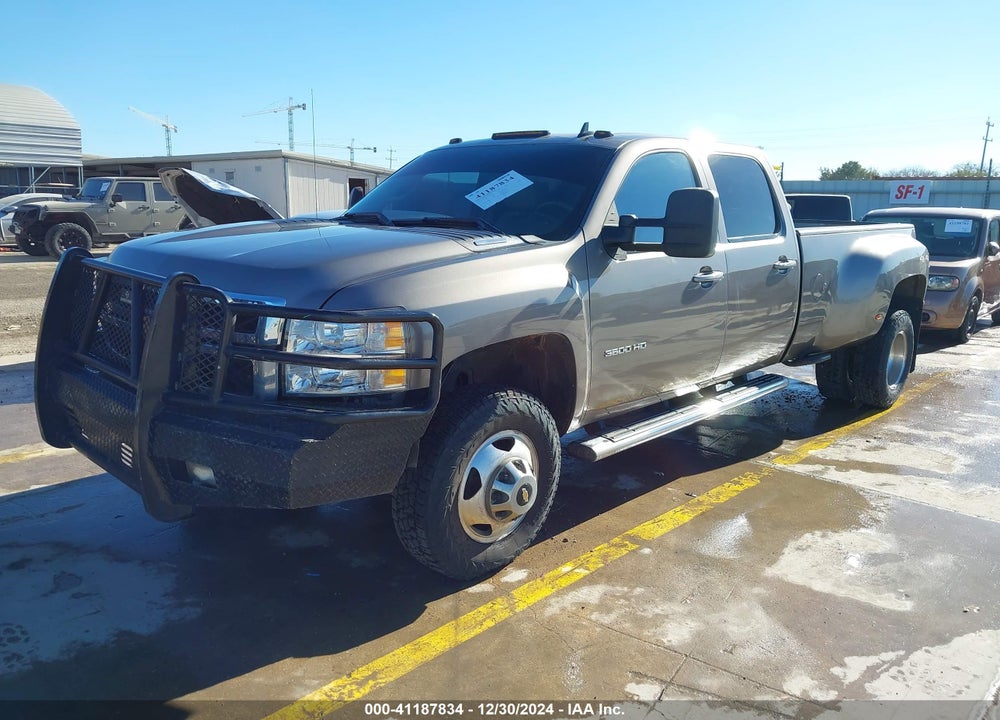 2013 CHEVROLET SILVERADO 3500HD LTZ VIN: 1GC4K1C89DF132342