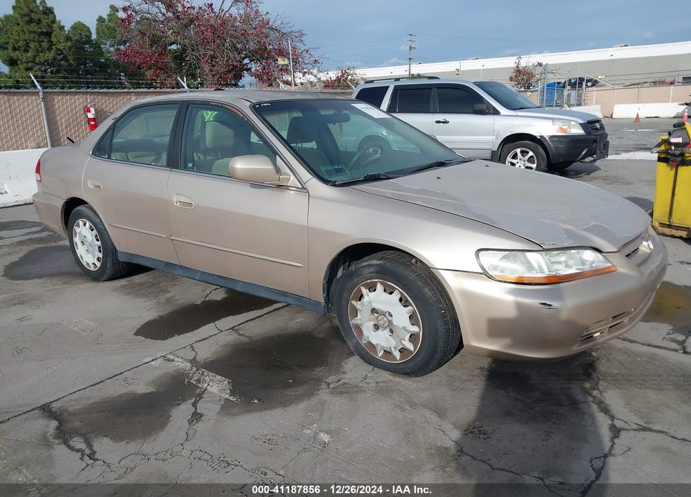 2002 HONDA ACCORD 2.3 LX VIN: 3HGCG66552G704516