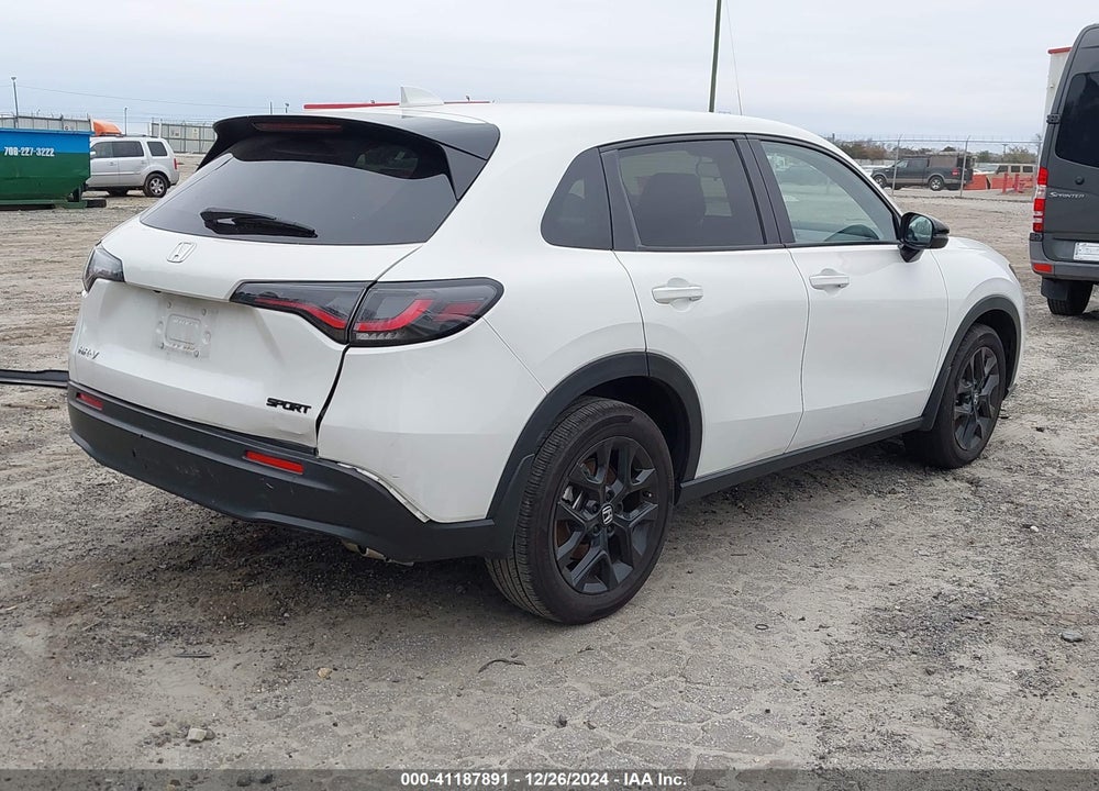 2024 HONDA HR-V VIN: 3CZRZ1H54RM723955