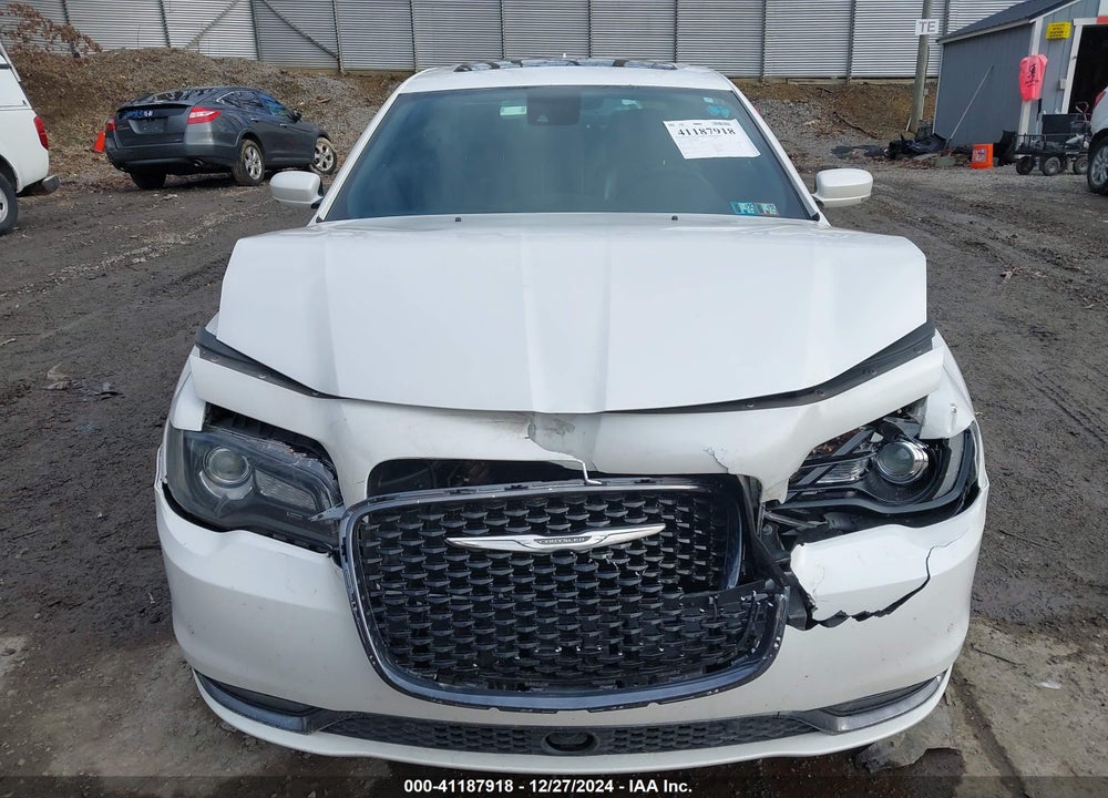 2015 CHRYSLER 300 VIN: 2C3CCAGG9FH808871