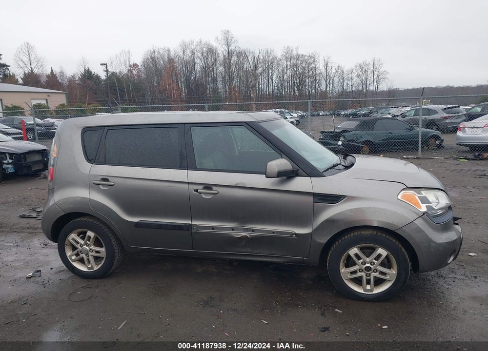 2011 KIA SOUL VIN: KNDJT2A26B7195779
