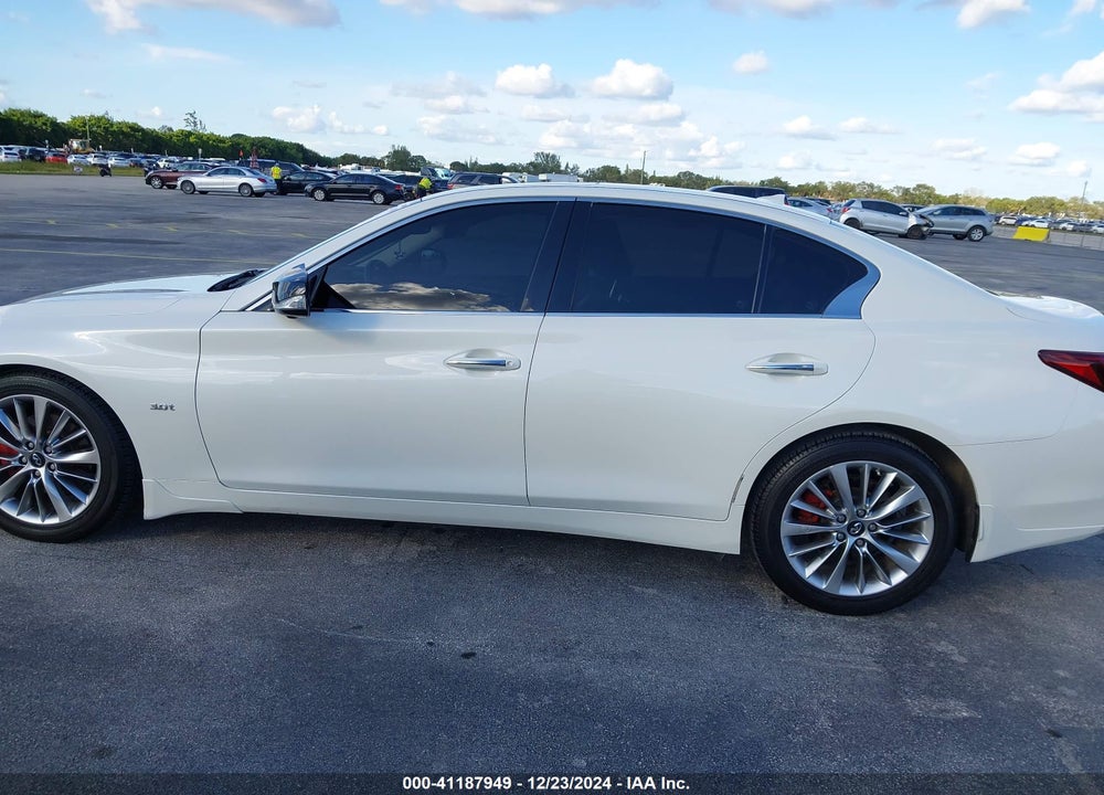 2018 INFINITI Q50 3.0T LUXE VIN: JN1EV7AP9JM360182