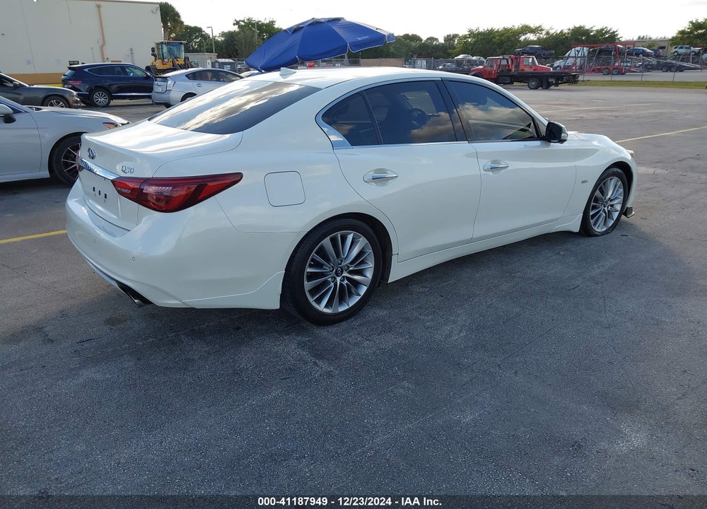 2018 INFINITI Q50 3.0T LUXE VIN: JN1EV7AP9JM360182