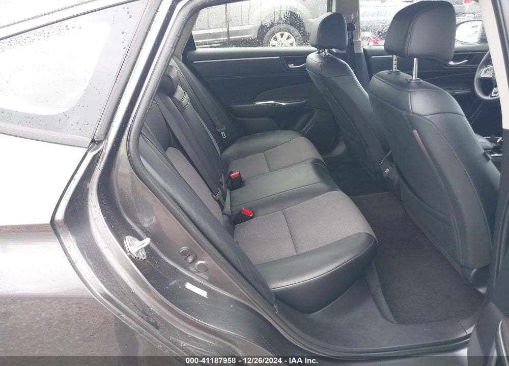 2018 HONDA CLARITY PLUG-IN HYBRID VIN: JHMZC5F17JC003410